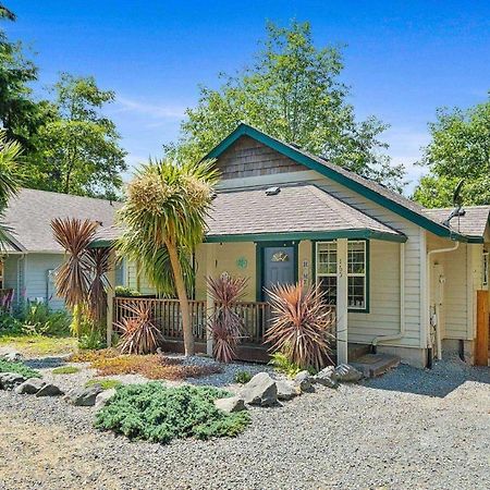 Beach Bungalow Rockaway Beach Bagian luar foto
